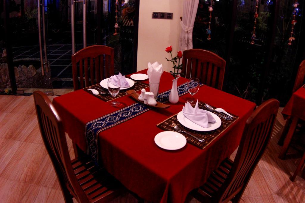 ניאונגשווה Hotel Brilliant מראה חיצוני תמונה